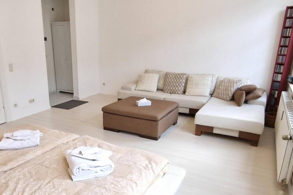 Luna City-Apartment 80Qm 2 Zimmer 2 Baeder 20Km Messe Airport Крефельд Экстерьер фото